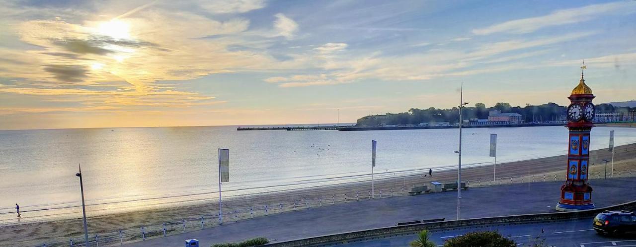 Sunrise View - Beachfront Apartment, ウェーマス エクステリア 写真